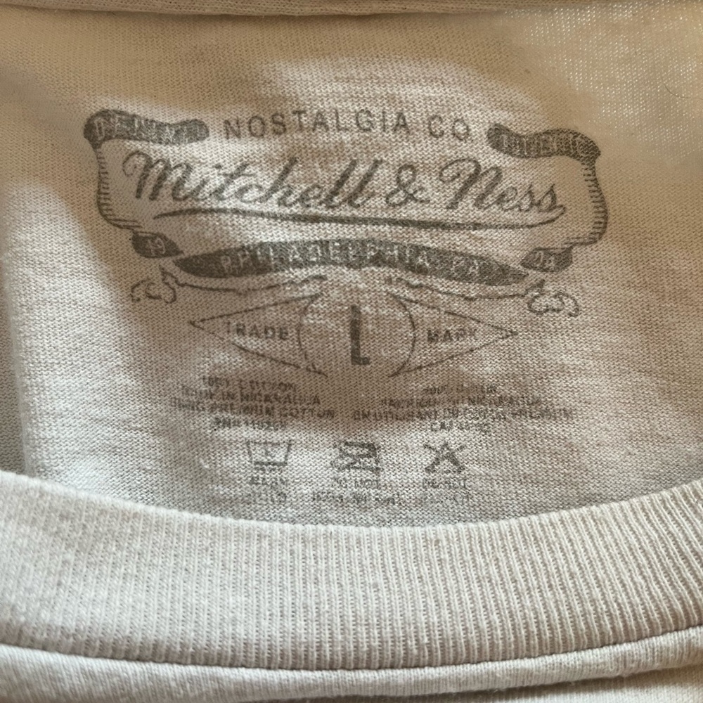 Men's Milwaukee Bucks Mitchell & Ness White Hardwood Classics Doodle T-Shirt - Picture 10 of 10